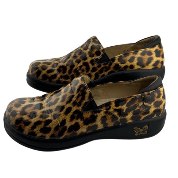 Alegria Keli Leopard Print Patent Slip-On Comfort Shoes | Women’s 38 (8–8.5) - Picture 2 of 15